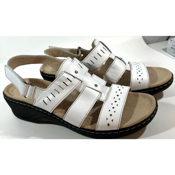 Clarks Collection White Leather Womens Sandals Size 11 Shoes - Picture 2 of 6